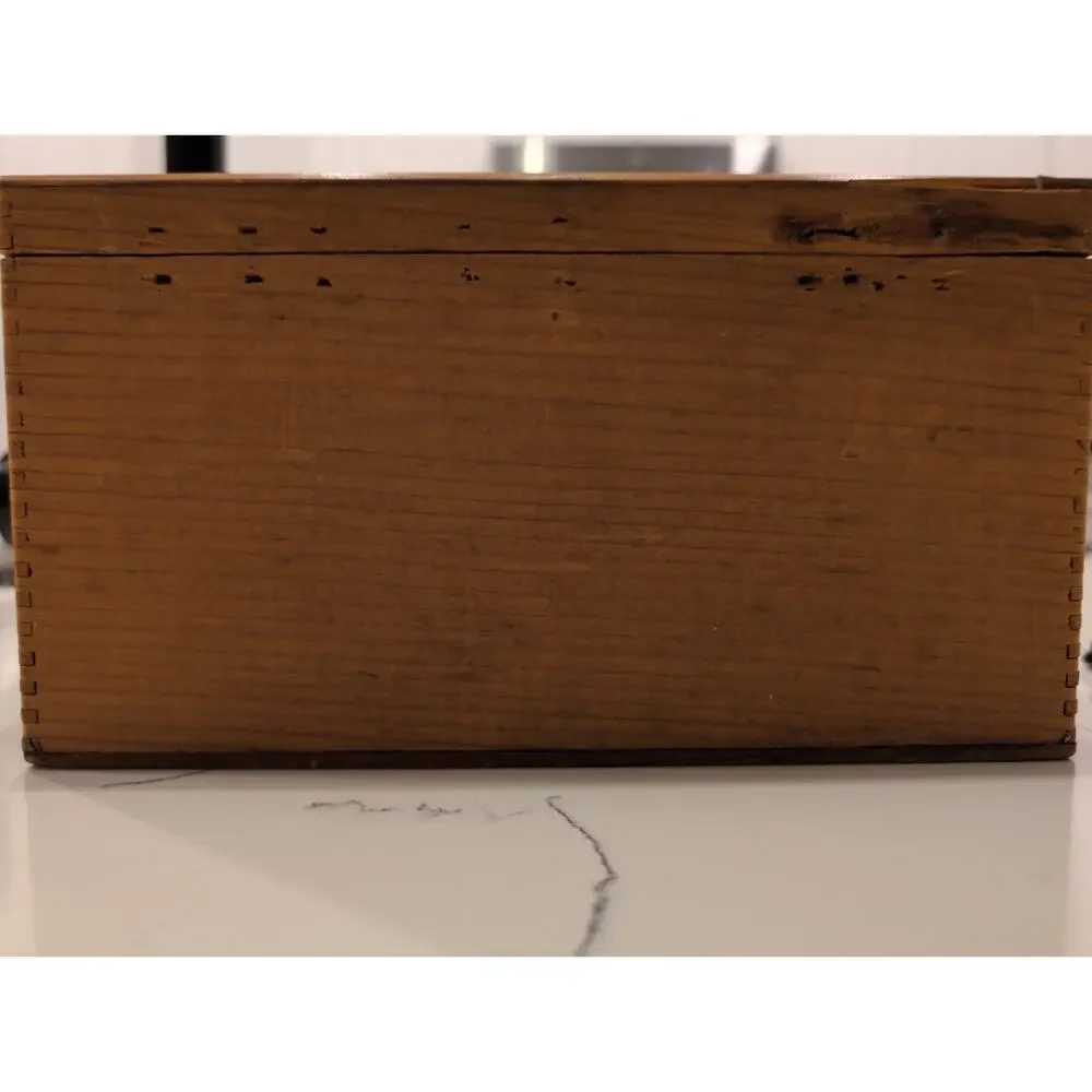 Vintage Vincent Cigar Co Kings Club Naturals Cedar Cigar Box Tampa Florida
